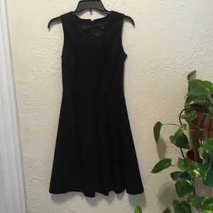 White house black market new elegant dress sz 0